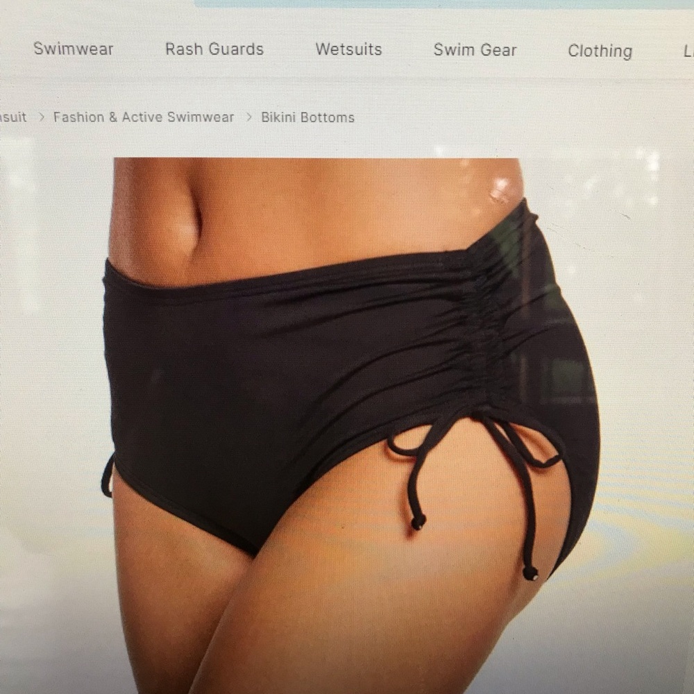 The Beach House Hayden side tie black bottom 8